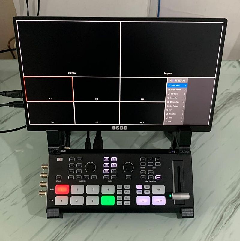 OSEE DUTE - SWITCHER WITH MONITOR